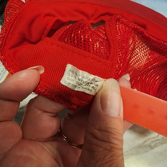 Red and White Corvair Cap - Picture 5 of 6